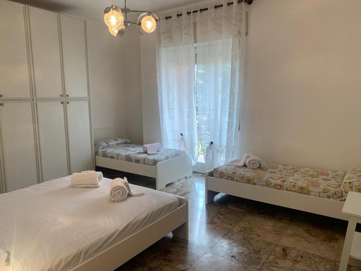 Casa Vacanza! A 50M Dal Mare! Бордигера Экстерьер фото